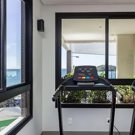Aion Suites 302 – Lindo apartamento com Vista para o Mar, a 60m da Praia de Bombinhas, com Piscina e Academia no Rooftop.-2